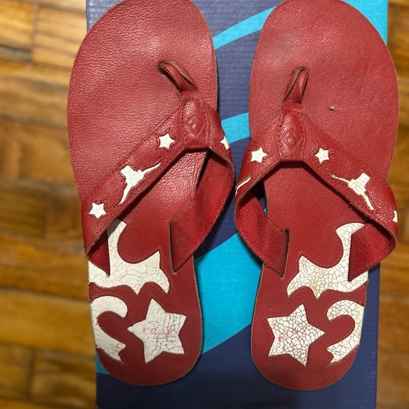 Red leather flip flops size 10 - Picture 2 of 7